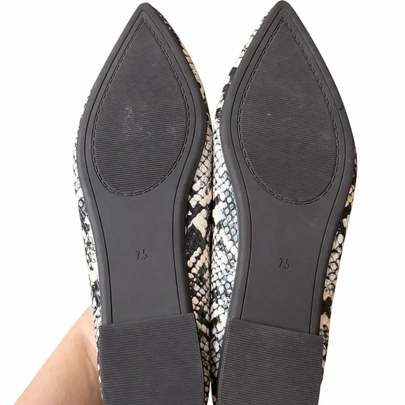 NWOT Snake Print Pointed Toe Ballet Flats Neutral Python Pattern Size 7.5 - Picture 7 of 9